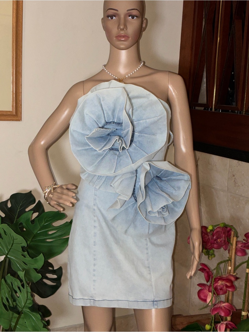 Fashion Nova Michelle 3D Flower Denim Mini Dress L - Picture 9 of 9
